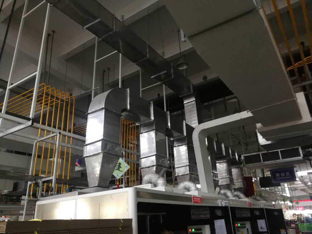 工作臺(tái)排風(fēng)管道安裝